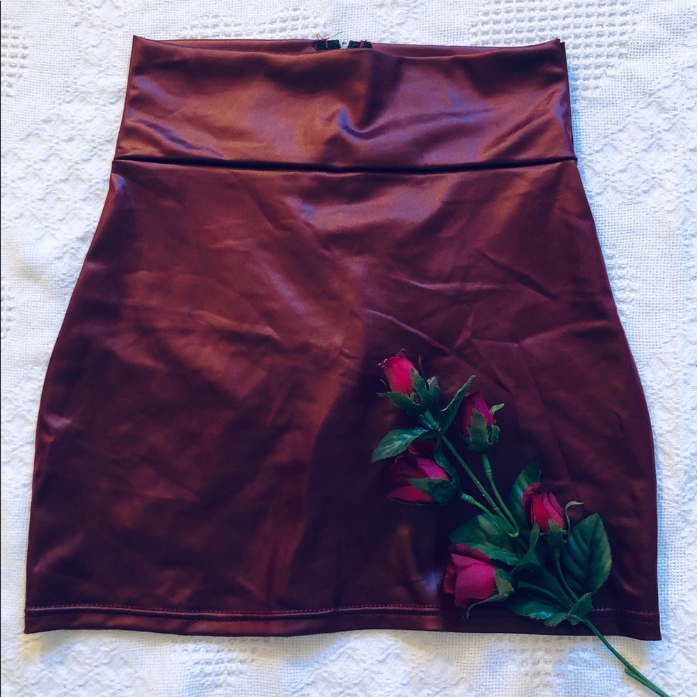 High Waisted Metallic Skirt